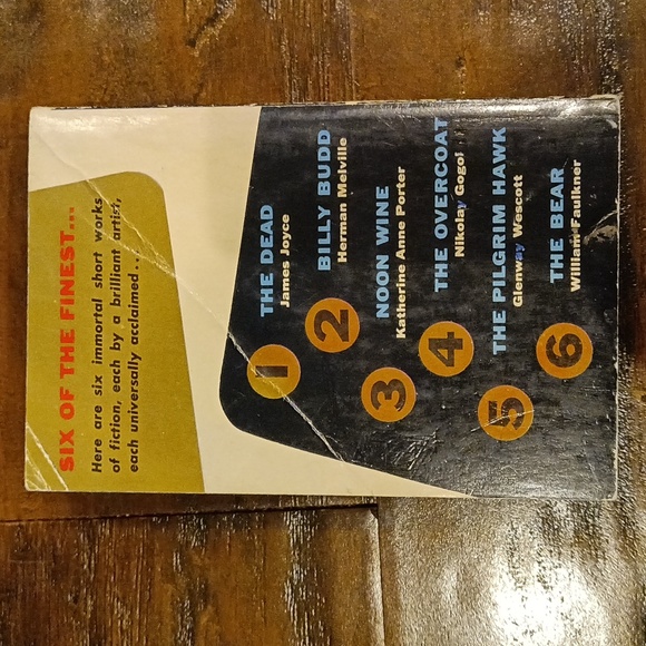 2 Books: Best American Non Required Reading 2014 | 6 Great Modern Short Novels - Picture 7 of 7